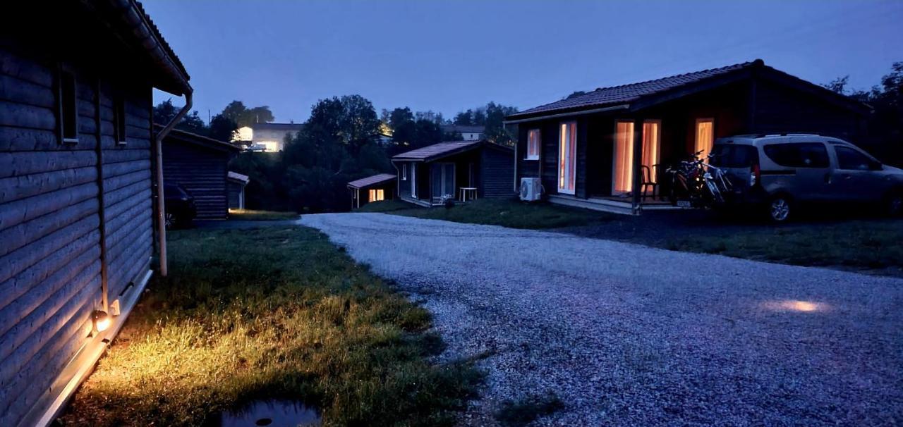 Les Chalets D Hermine Montredon-Labessonnié Exteriér fotografie